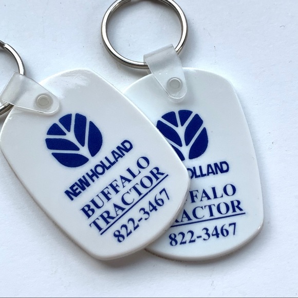 NEW HOLLAND🎄Buffalo Tractor Vintage Ornament - Picture 2 of 2